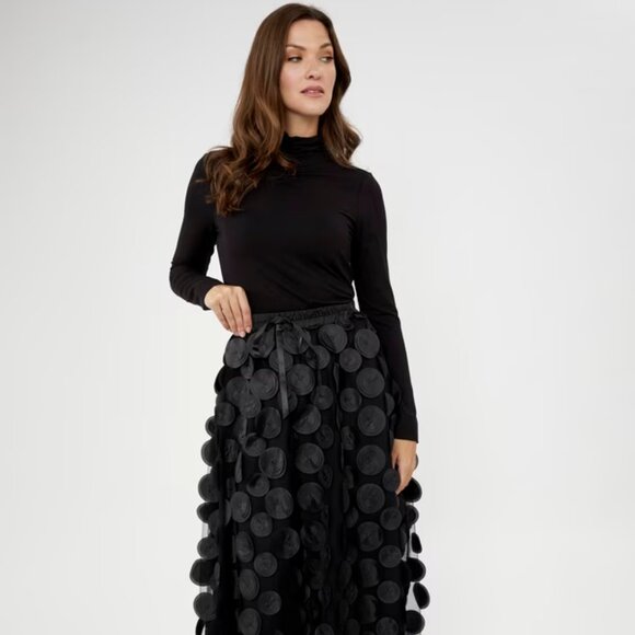 Textured Circle Midi Skirt - Picture 3 of 4